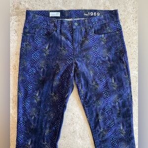 GAP Snake Print Micro Corduroy Skinny Jeans